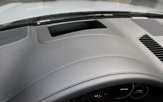 Porsche Cayenne cena 289900 przebieg: 59700, rok produkcji 2018 z Obrzycko małe 781